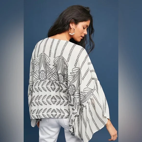 Anthropologie Akemi + Kin Annabella Ruffled Kimono - Picture 2 of 8